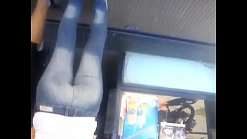 Preview 3 of Panjabi Ass Fack - lindo culito en jeans
