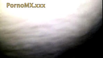 Preview 2 of Young Peeing Schoolgirl Sex - Mamada deliciosa de mi tetona esposa