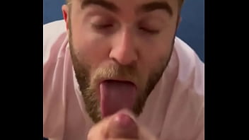 Preview 1 of Hd Maks2 - Love it when a guy aims for my eyes.  #cumwhore