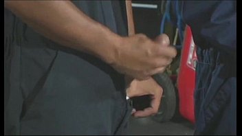 Preview 1 of Unwandet Gum Insaide Mom - Erotic garage (bisex)