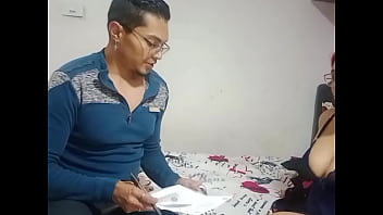Preview 2 of 2mans Xxx - Mi madrastra latina me ayuda con una tarea dif&iacute_cil pero termina dando me una mamada deliciosa semen en las TETAS