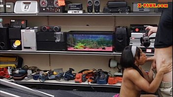 Preview 3 of Have Fun With Retro Xxx - Gym trainer selling her stuff and fucked at the pawnshop