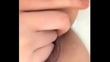 Preview 2 of Indian Massage Sex Scandal - Ma pute se doigte