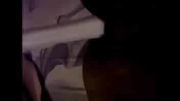 Preview 3 of Tatuaje Espalda Infiel - Ma pute se branle avec un peigne