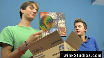 Preview 1 of Sydney Cum - Nude men Nathan Stratus ordered a ginormous package and it ultimately