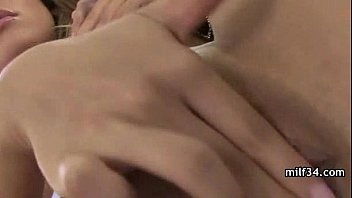 Preview 2 of Fx Trend Otzyvy - Hot cougar gets a big dick