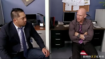 Preview 3 of Mom Sonhot - Free Brazzers videos tube - free mobile video - Boss Likes the Bad Boys  Mean boss Alexis knows the