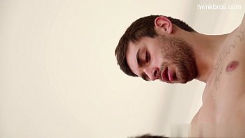Preview 2 of Sexymuvy Hd - Muscle twink cock sucking