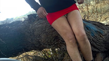 Preview 3 of Brezzers Com In - hermosa minifalda roja