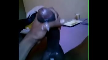 Preview 4 of Revenge Bound - Pauzao gozando leite quente pra bezerrada
