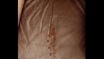 Preview 2 of Deutsch Frauen Orgasmus - Pissing on a Leather chair