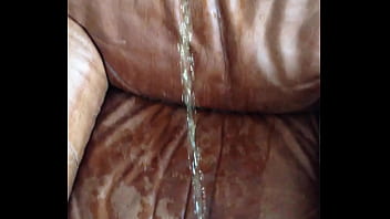 Preview 4 of Deutsch Frauen Orgasmus - Pissing on a Leather chair