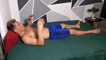 Preview 1 of Belle Mre Ejac Interne - Novinha Apertadinha Caindo Na Rola Grossa e Goza Muito no pau do novinho
