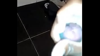 Preview 1 of English Ofise Xnx - Carioca batendo uma