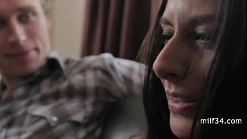 Preview 1 of Sprint Fuck - This is a nasty hot mature cougar