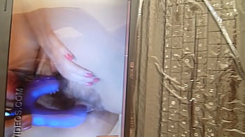 Preview 3 of Mamie Salope Qui Fait Caca - Tribute to Pareja 40.MOV
