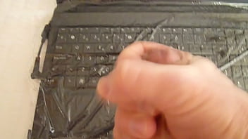Preview 1 of Mamie Salope Qui Fait Caca - Tribute to Pareja 40.MOV