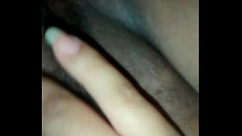 Preview 2 of Beergirl Porn - buceta gostosa com l&iacute_quido
