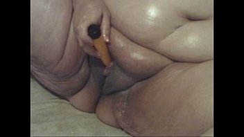 Preview 4 of Incesto Vovo E Netinhaa - vids 71 001.MOV