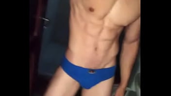 Preview 1 of Boydyssage Japanese - Gostosinho mostrando o corpo