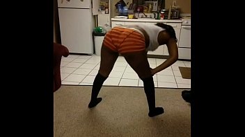 Preview 2 of Mouth Vids Pornm - Twerk vine18 2
