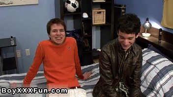 Preview 1 of Bi Kinky - Nude men Leon Cums while getting his rump poked hard! He later gets