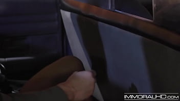 Preview 4 of Www Xvideso - Mature Jessica Drake rubbing her pussy in the front seat