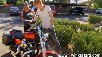 Preview 1 of Webcam Lesbi Arabs - Hot twink scene Hippie boy Preston Andrews can&#039_t help but admire the