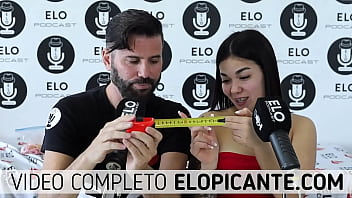 Preview 4 of Www Xvdeoz Com - BELUCHI RECIBE NALGADAS CUANDO PIERDE