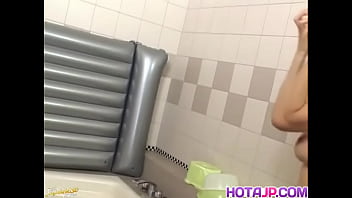 Preview 4 of Pubilik Sex - Yuki is a needy milf in heats