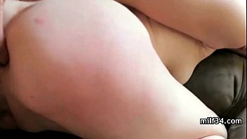 Preview 4 of Grosses Bites Putain Je - Horny MILF Cheats On Her Husband For The First Time