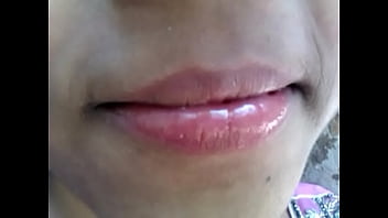 Preview 2 of 1n Jvyjaky - pink lips