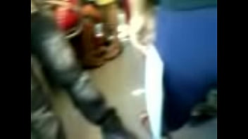 Preview 1 of Wahid Sex - culona peruana en tren 4