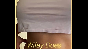 Preview 1 of Big Ass Wallking - Wife shows of amazing body
