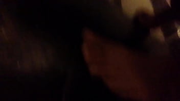 Preview 4 of Mia Khalfa Porn - Bu ku trong toilet vincom P3.MOV