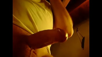 Preview 4 of Busty Gizelle - MOV09824.AVI