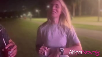 Preview 3 of X Filess - Loira Peituda faz um passeio no parque com direito a um boquete gostoso no Motoboy