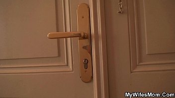 Preview 1 of Big Ass Tenn Sex - Girlfriends mom spreads legs for him