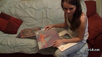Preview 2 of Seachwife Smoen - my step sisters friend giving my a nice blow job 18 yo
