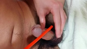 Preview 1 of Sunny In Bathtank - urethra melody