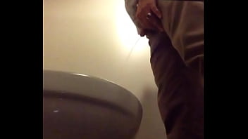 Preview 1 of Sierilanka Sex - quay len toilet vincom.MOV