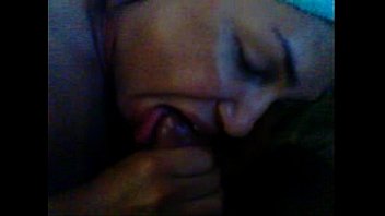 Preview 3 of Two Girlfriend Kissing - cliente 1 a