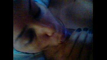 Preview 1 of Two Girlfriend Kissing - cliente 1 a