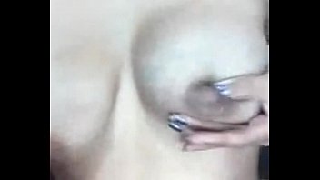 Preview 3 of Bug Tutd - TETONA SE SACA LA LECHE