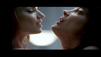 Preview 4 of Penis Panjang And Mom - Femme Fatales Diane Gettinger Moniqua Plante (Gun Twisted)