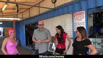 Preview 3 of Carnaval Proibido - Sexy exhibitionist GFs are paid cash for some public fucking 24