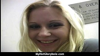Preview 1 of Goldgizz Ss - Horny ebony suck the juice from big white gloryhole 1