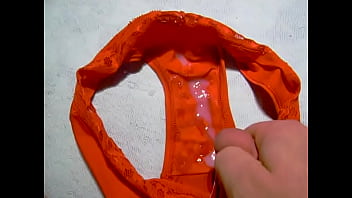 Preview 3 of Ensest Game - roter Slip mit Sperma.AVI