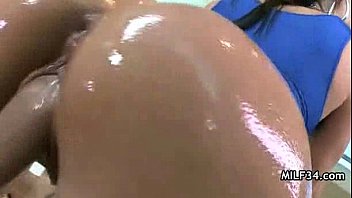 Preview 3 of 35 Year Old Aunty Porn - MILF got horny and had her way with his cock
