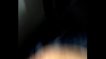 Preview 1 of Mom Nipple Play - minha punheta no onibus